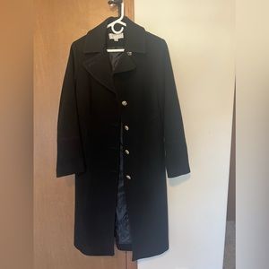 Ann Klein women’s single breasted walker coat.